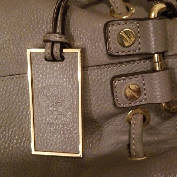 Vince Camuto tote - Picture 6 of 6